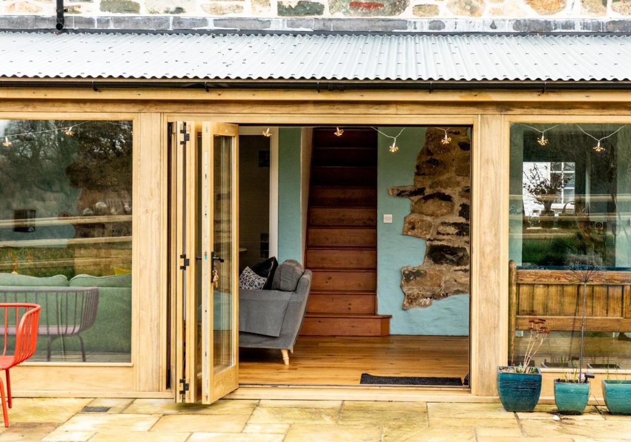 Penrhiw - A Country Cottage With Mountain Views Newport  Exteriér fotografie